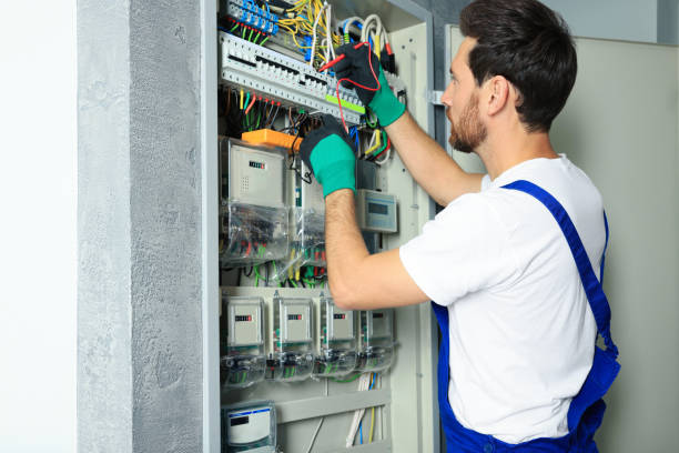 Best Circuit Breaker Repair  in Parkersburg, IA